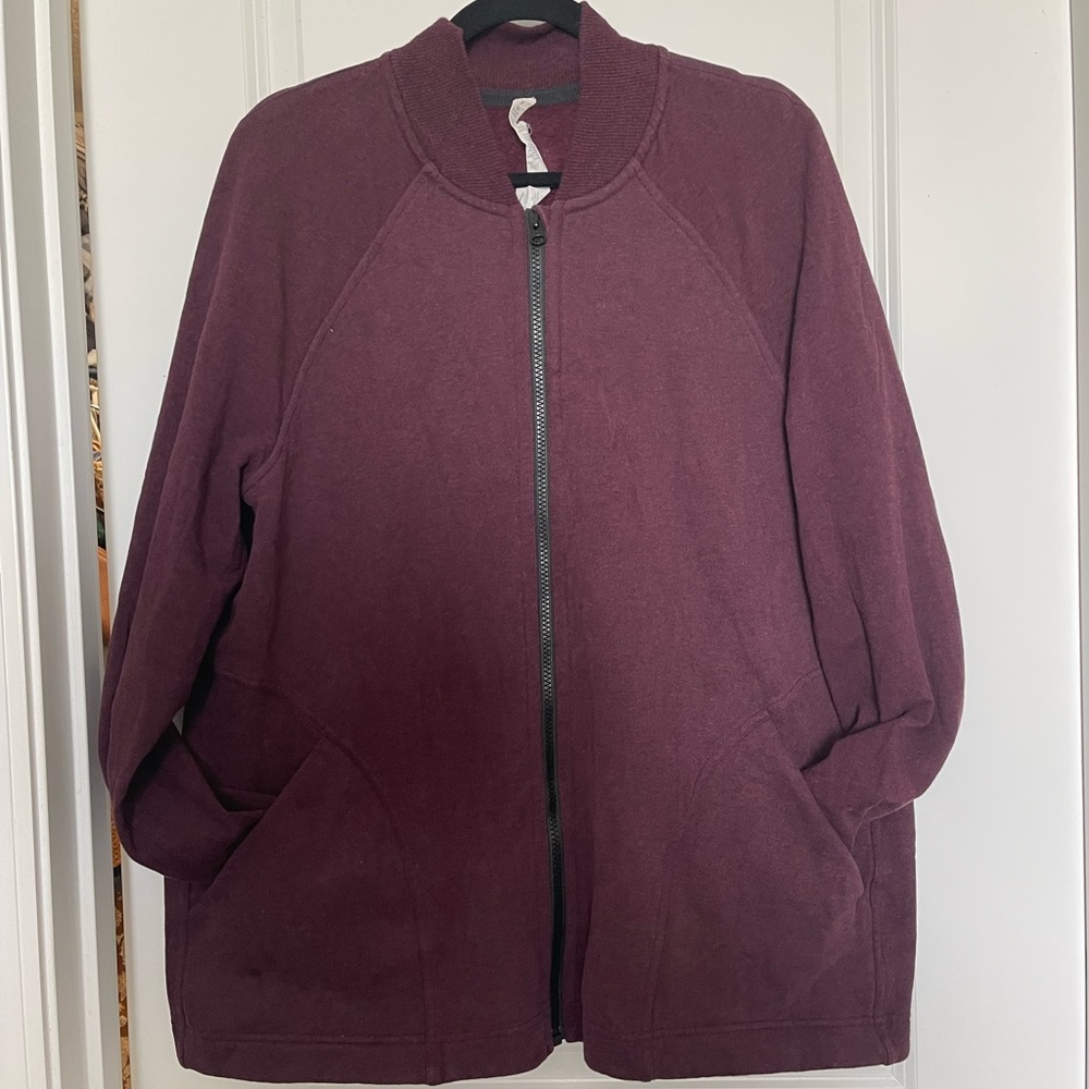 Lululemon size 12 sweater, burgundy color. Oversize fit.